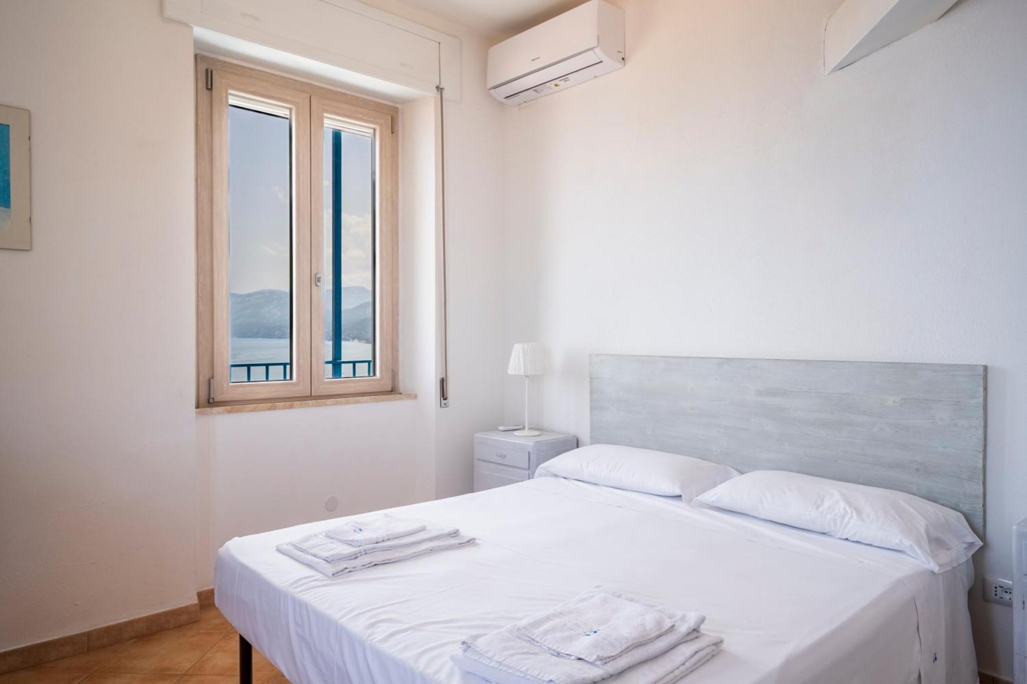 Seaview House Cala Gonone Apartment Exterior photo